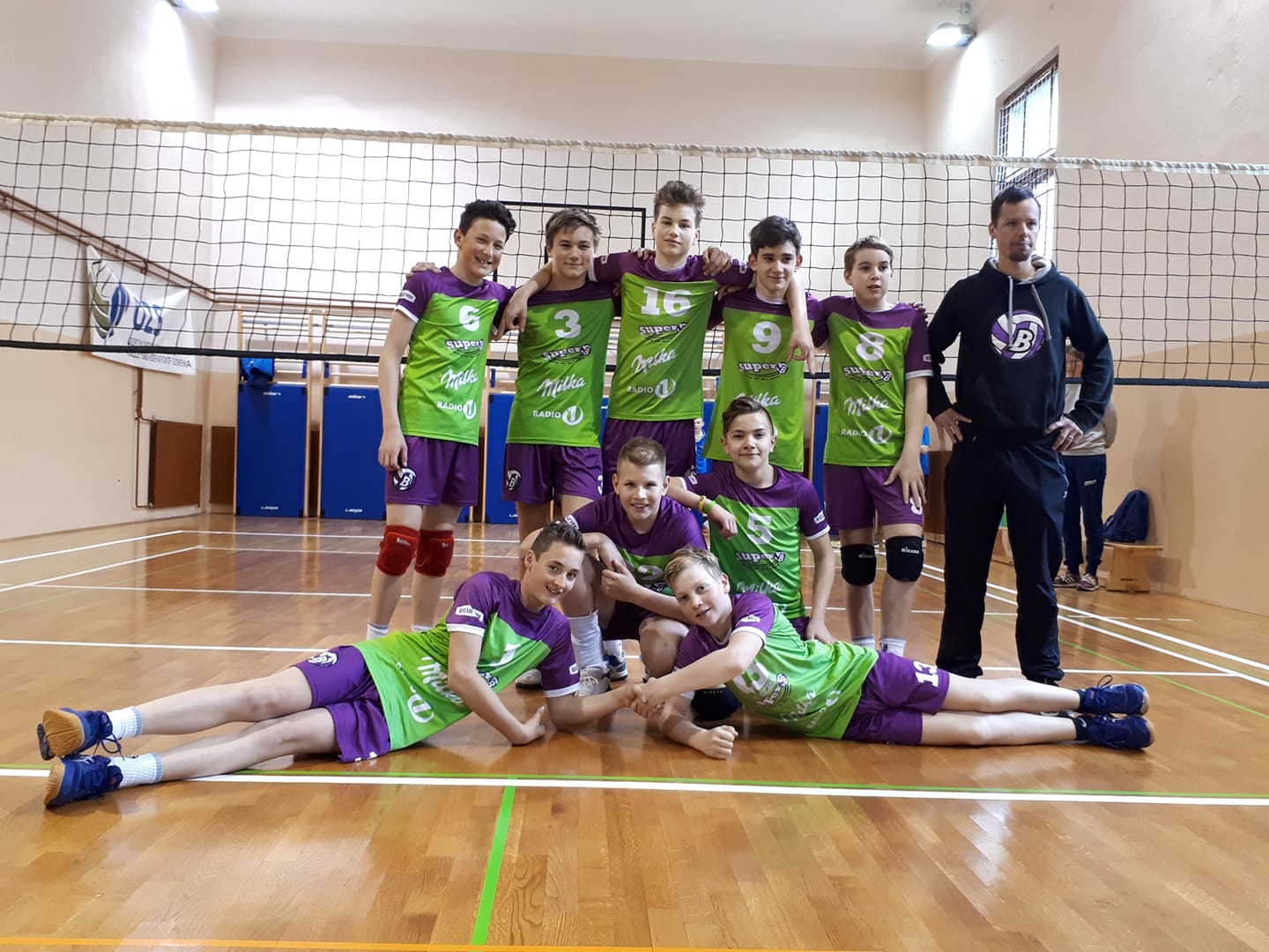 V MALI odbojki za 5. mesto v državi