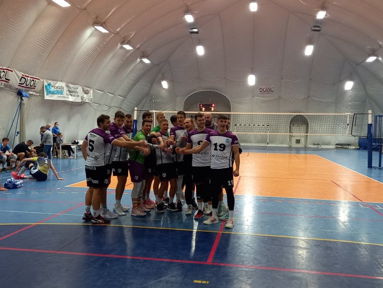 TRI TOČKE OSTALE DOMA!